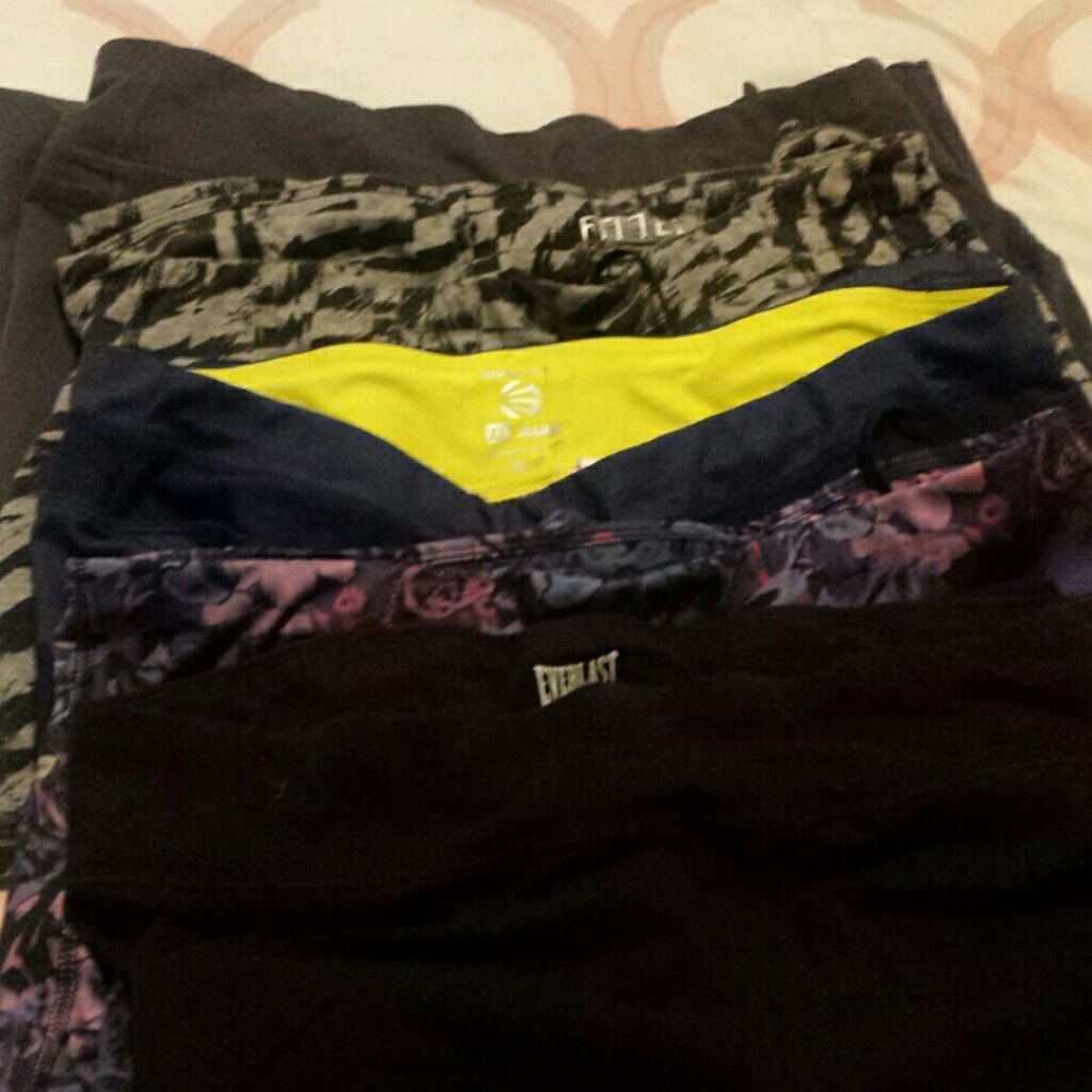 Will post for 1 week only..Workout leggings